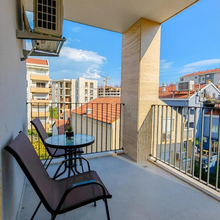 Modern City Apartment Budva 4-Central Location,5 min to Beach - Apartman sa 1 Spavaćom Sobom - 1