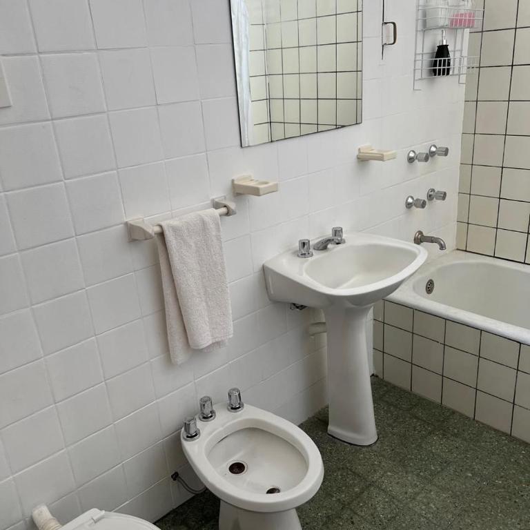 Share - Double or Twin Room - 4