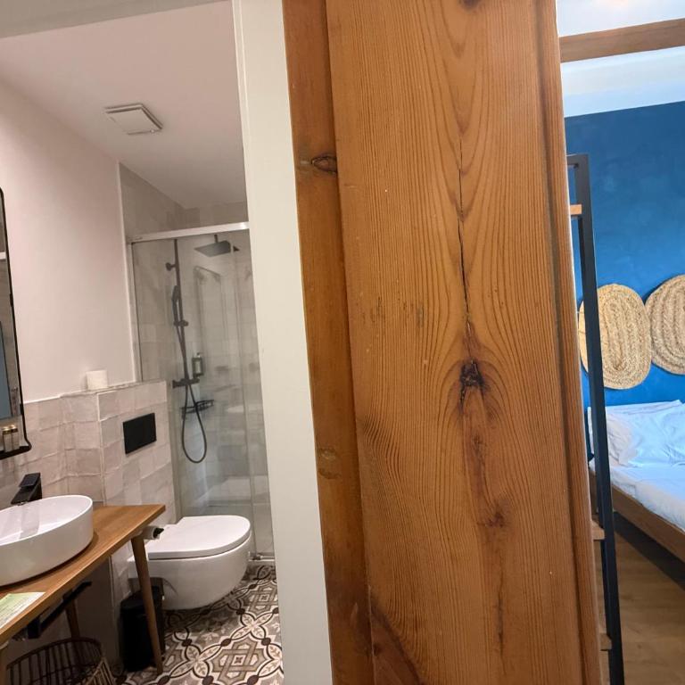 Vaganto Coliving - Double Room with Balcony - 16