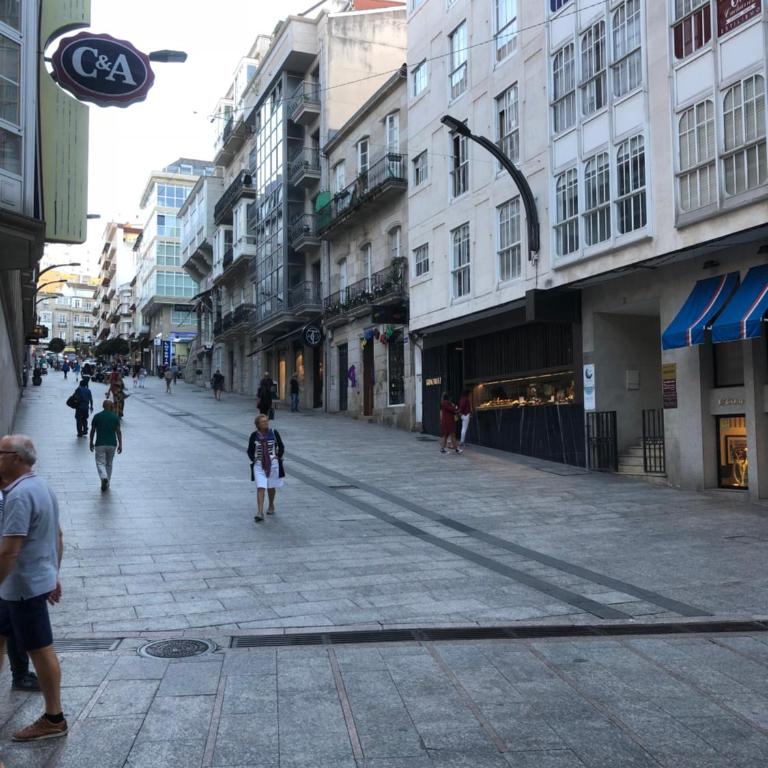 Centrica Suite de Lujo Parking Incluido - Apartamento de 1 dormitorio - 23