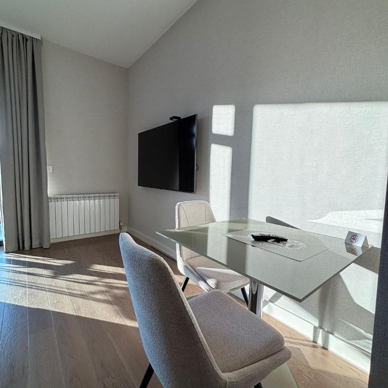 Beograd na vodi - Belgrade Waterfront Apartments - Studio Apartment with King Bed - 6