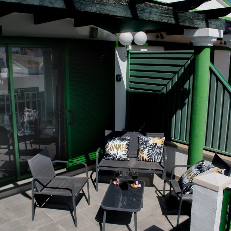 The Blue Clover - One-Bedroom House - 27