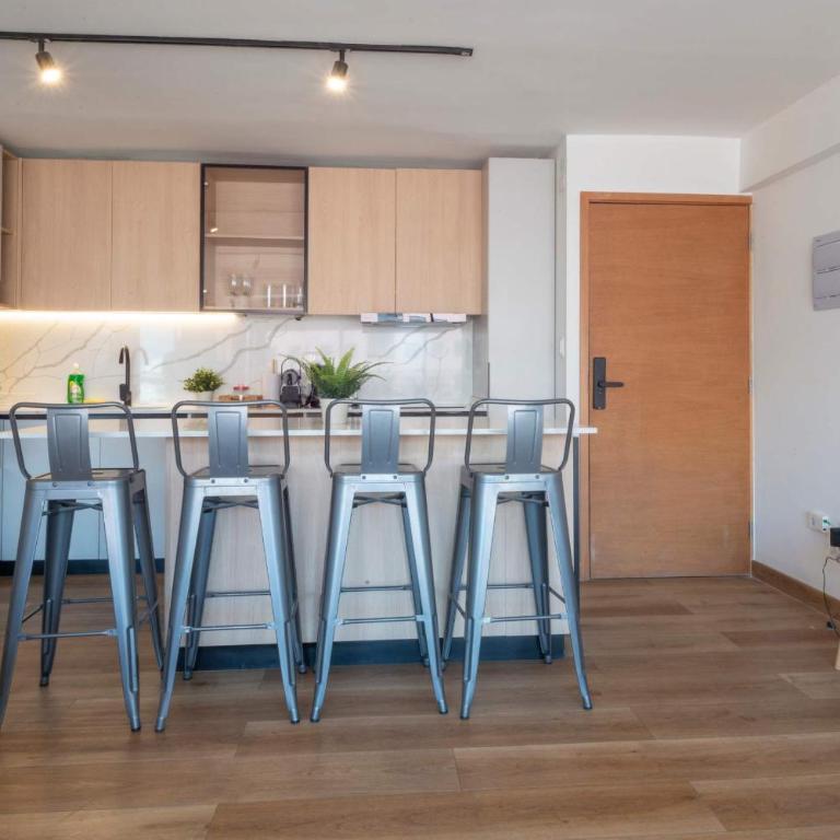 HOM ELITE I CostaneraCenter Metro El Golf-Tobalaba - Apartment - 18