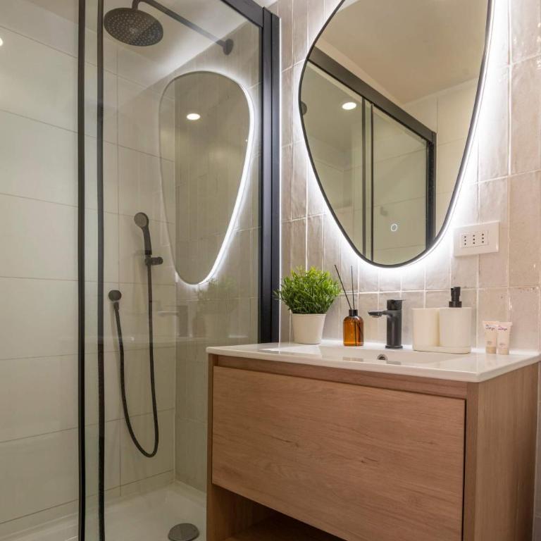 HOM ELITE I CostaneraCenter Metro El Golf-Tobalaba - Apartment - 16