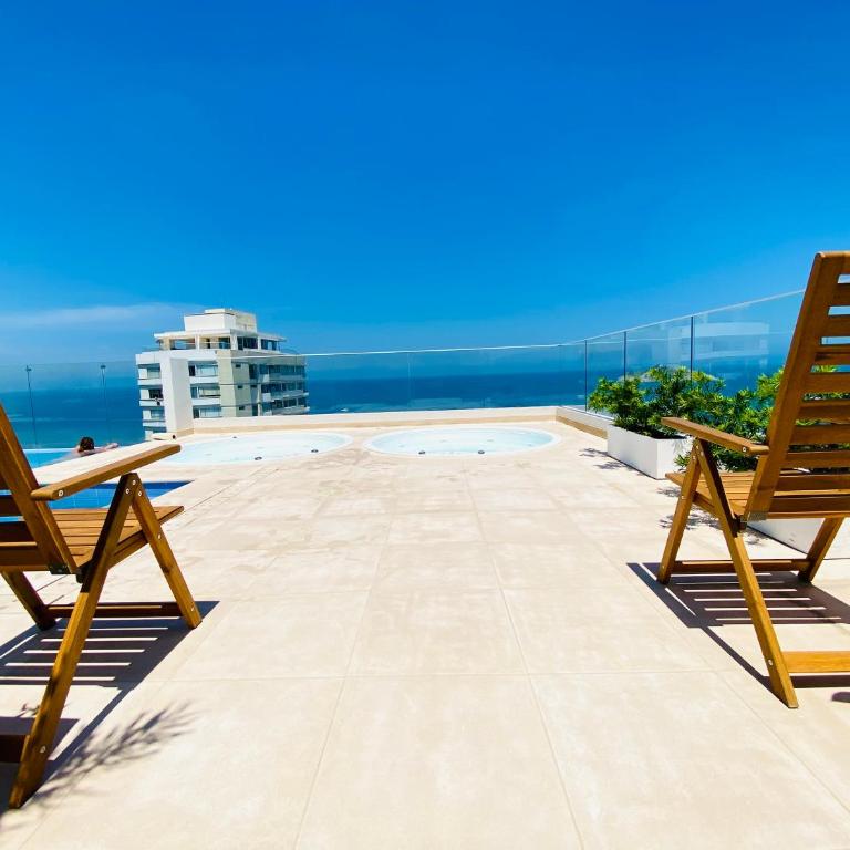 Blue Loft 14th floor with balcony overlooking the ocean and marina, Jacuzzi, Sauna, Turkish bath, swimming pool, gym, spa y bar - One-Bedroom Apartment - 28