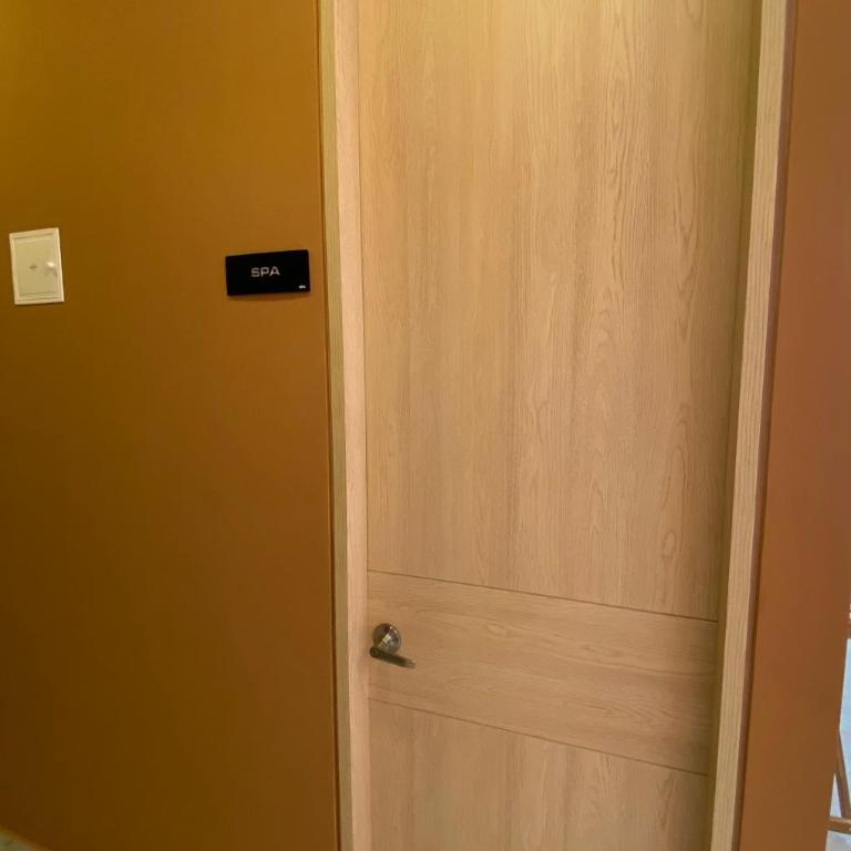 Blue Loft 14th floor with balcony overlooking the ocean and marina, Jacuzzi, Sauna, Turkish bath, swimming pool, gym, spa y bar - One-Bedroom Apartment - 35