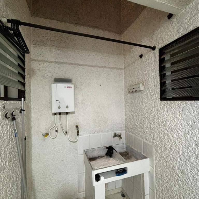 Apto 201 2H 2B Belén Fátima MUY bien ubicado - Two-Bedroom Apartment - 27