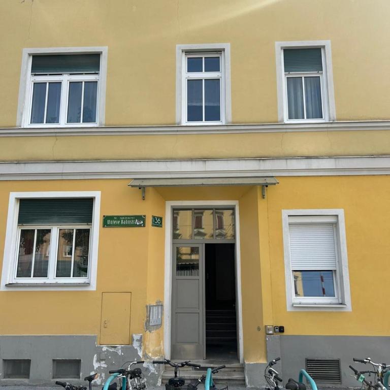 Zentrale Citywohnung, 5 Minuten zur Stadthalle, Messe & Sportpark - One-Bedroom Apartment - 12