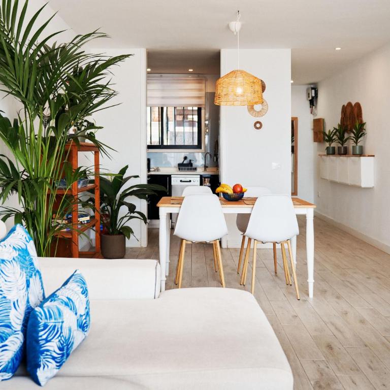 Coastal Apartment with Terrace, Sea Views and Heated Pools - Apartamento Deluxe de 2 dormitorios con vistas al mar - 17
