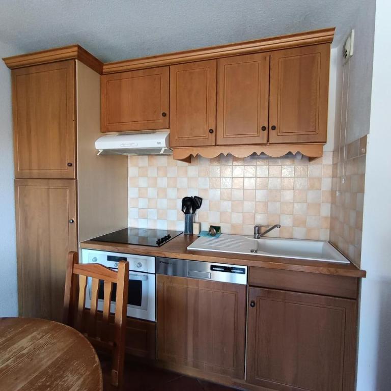 Résidence Les Airelles - appartement en duplex - Garage couvert - 50 m des pistes de ski MAE-4114 - Apartment - 4