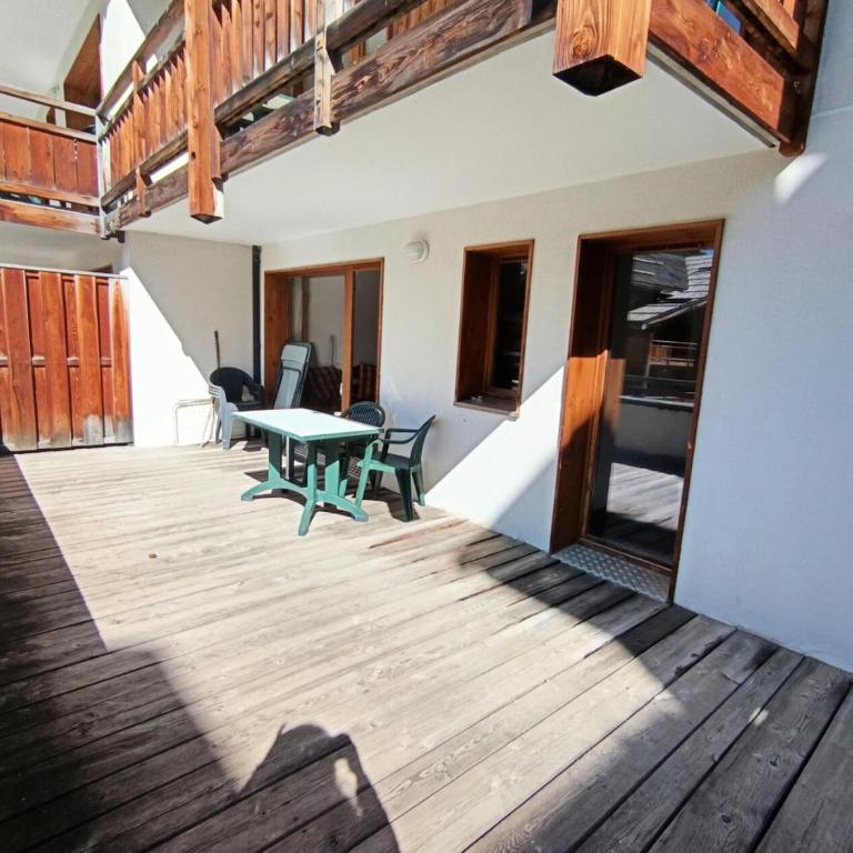 Résidence Les Airelles - Appartement confortable, plein sud, belle terrasse! MAE-4314 - Apartment - 6