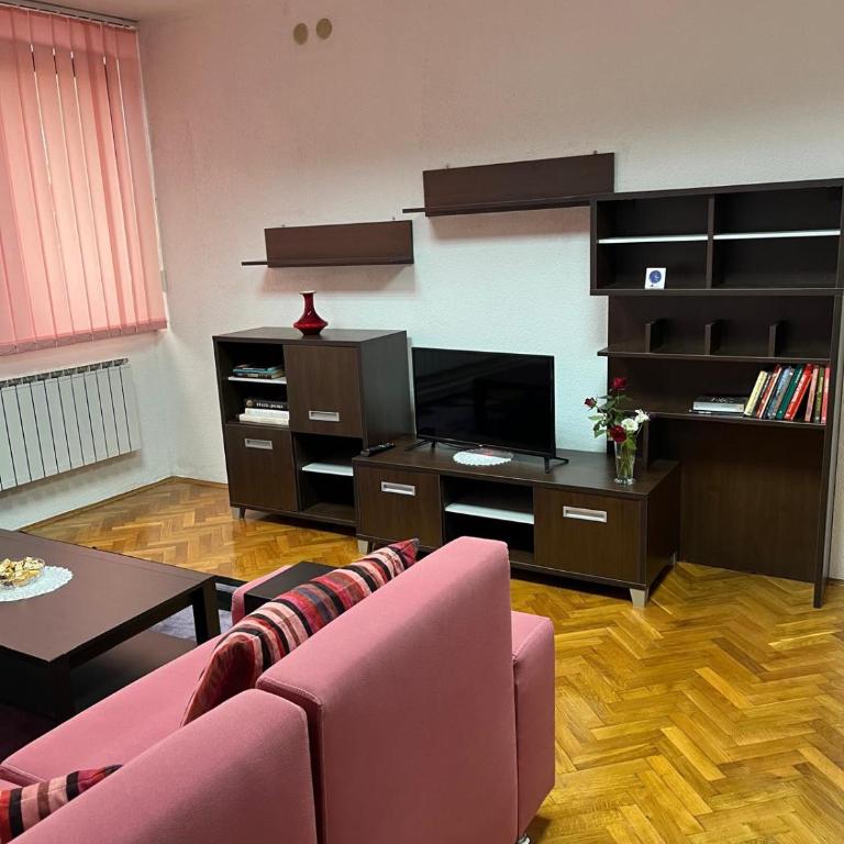 StayBihac - Four-Room Apartment - 25