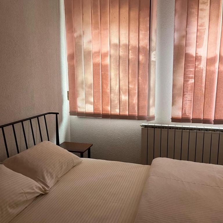 StayBihac - Four-Room Apartment - 38
