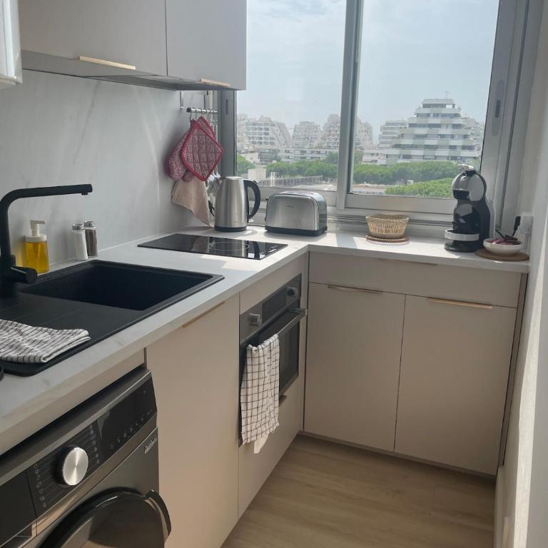 Vue panoramique pour ce grand studio en centre ville - Deluxe Studio - 49