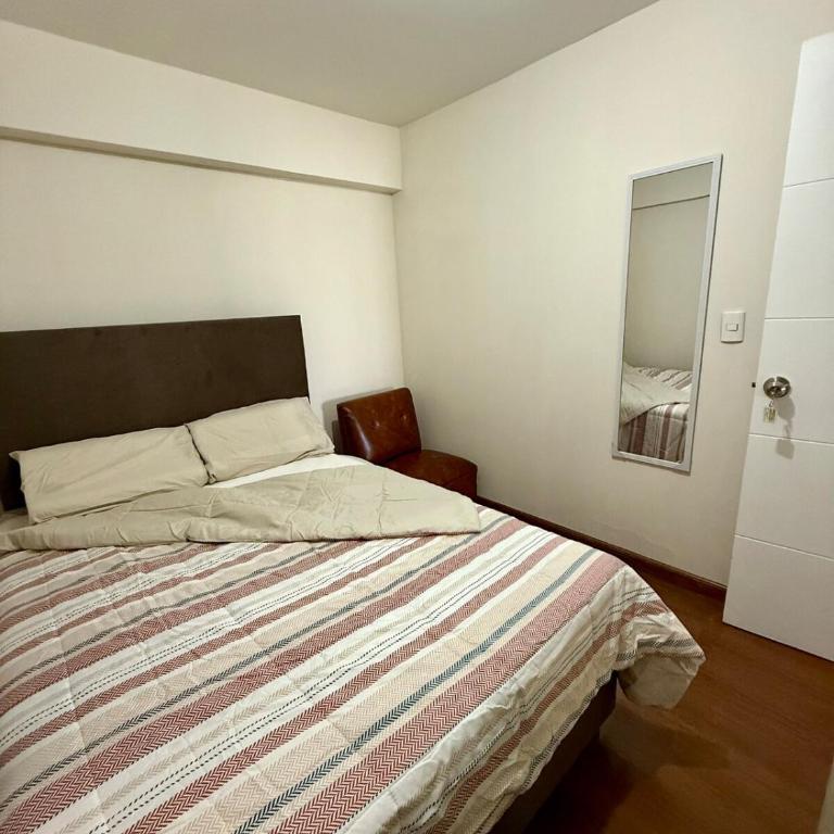 Alojamiento privado cerca del centro y aeropuerto - Three-Bedroom Apartment - 9