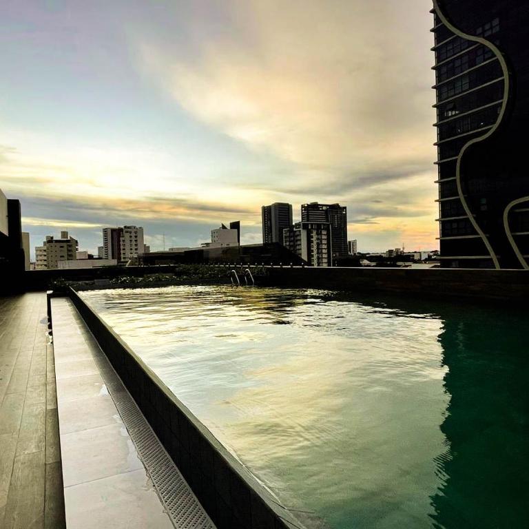 Monoambiente lujoso en equipetrol - Apartamento de 1 dormitorio - 8