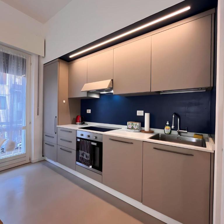 Al Carlino Verona - Appartamento con 2 Camere da Letto - 2