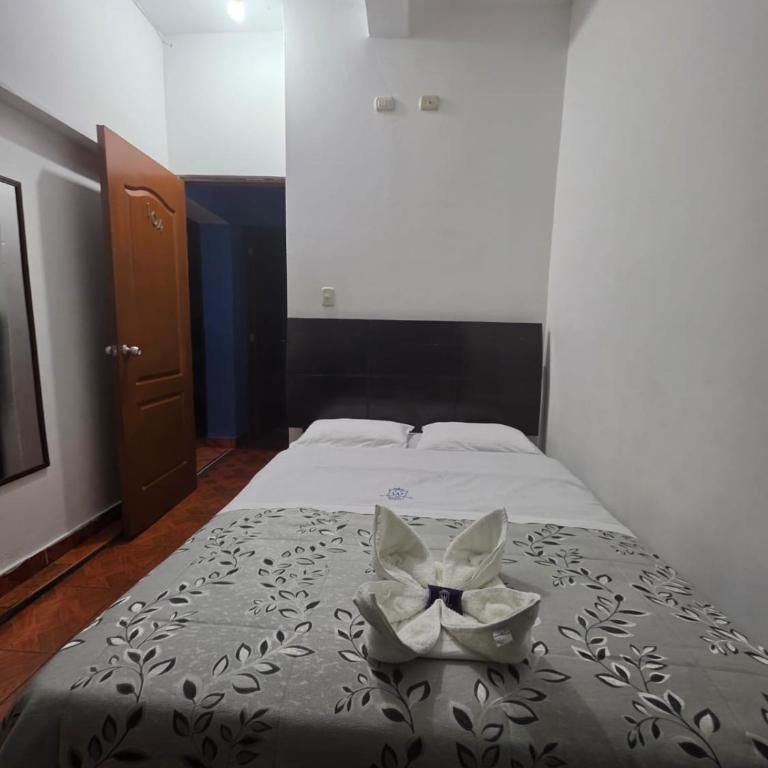 Hostal Wan Ka Trujillo - Double Room with Private Bathroom - 1