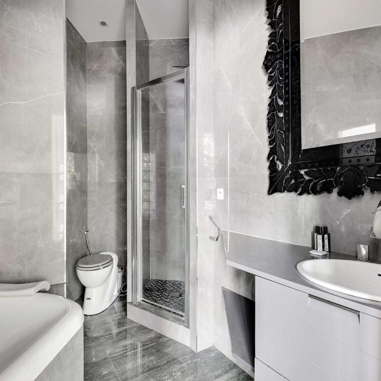 Magnificent Appt - 2BD 4P - Georges V Champs-Élysées - Apartment - 10