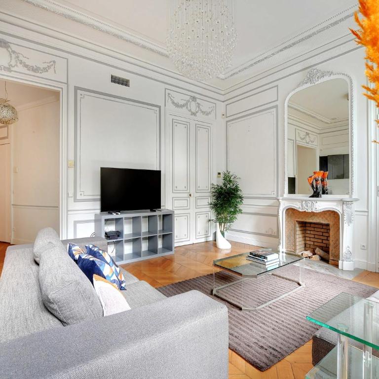 Magnificent Appt - 2BD 4P - Georges V Champs-Élysées - Apartment - 6