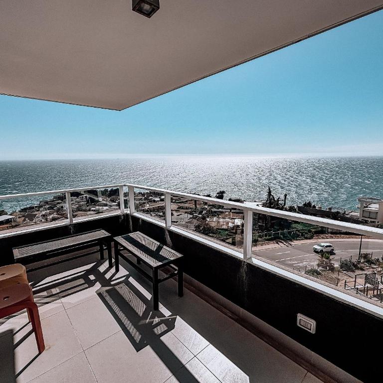 Apartment with awesome beach views - Apartment - 23