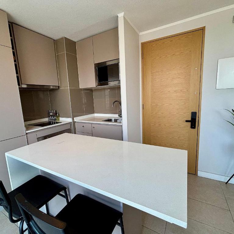 Depto Estudio frente a Mall Plaza Egaña - Apartamento - 5
