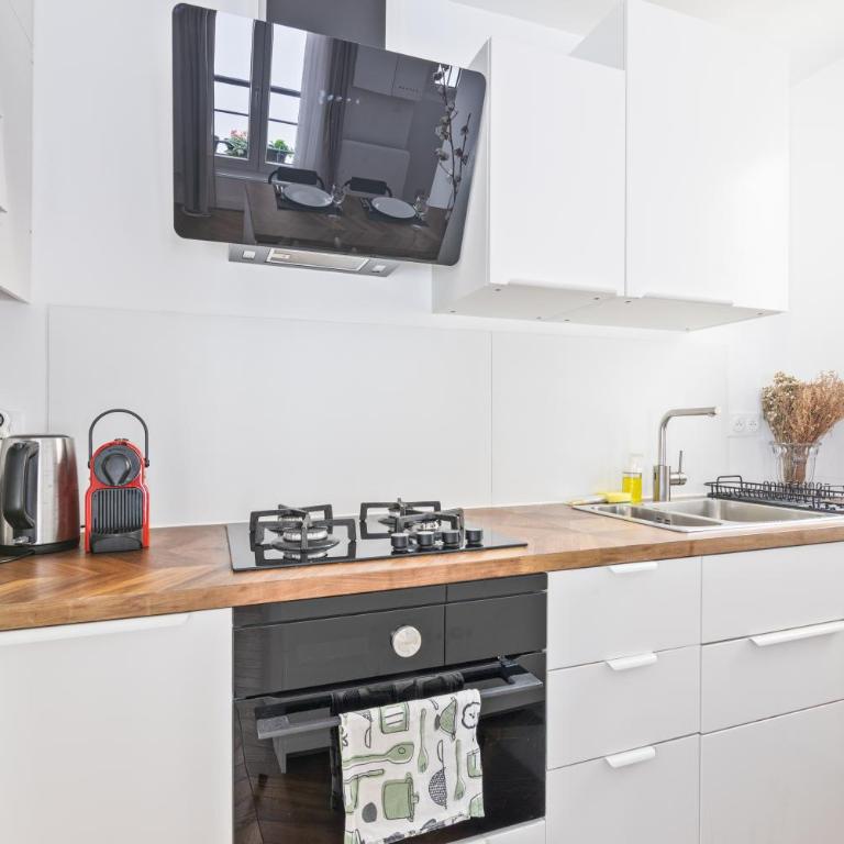 Place de la Concorde Luxurious Apartment 2BR-6P Free Netflix - Appartement 2 Chambres - 7