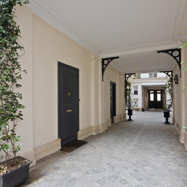 Place de la Concorde Luxurious Apartment 2BR-6P Free Netflix - Appartement 2 Chambres - 23