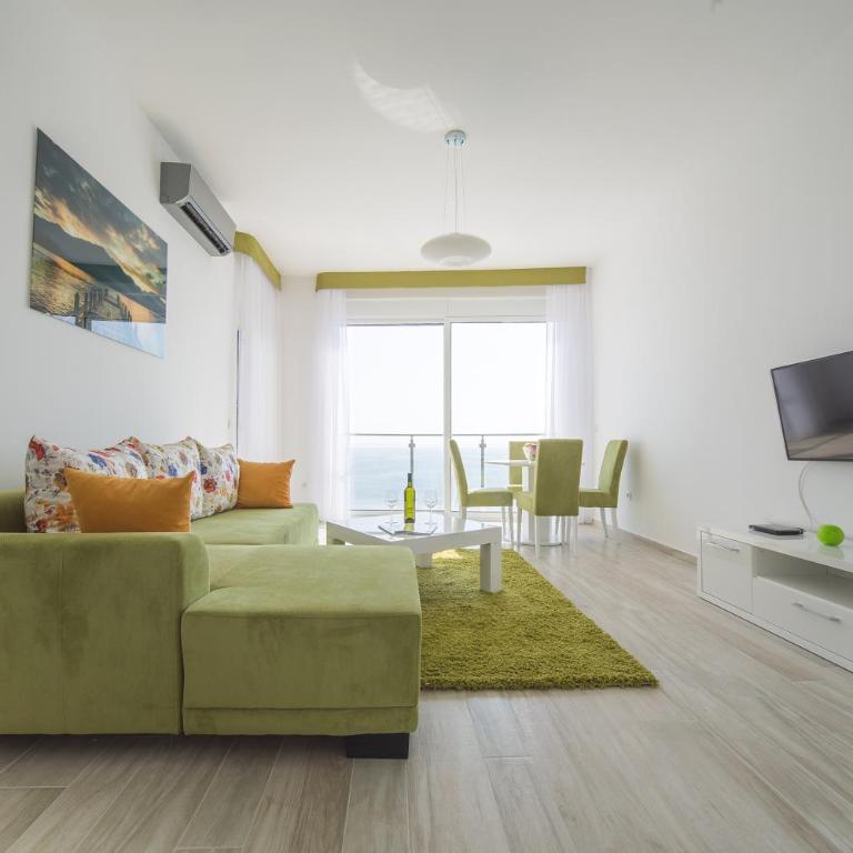 Nautilus Apartments - One-Bedroom Apartment with Sea View - 3