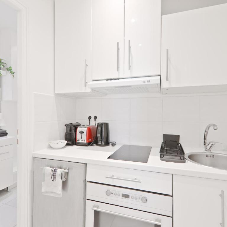 Near Eiffel Tower Luxurious 1 Bedroom Apartment with Free Netflix - Appartement 1 Chambre - 4