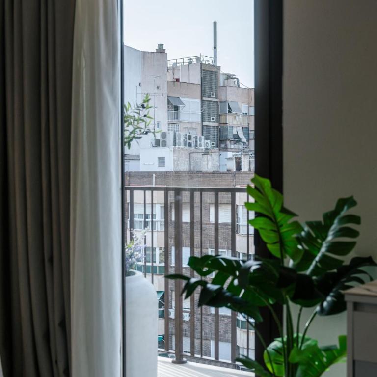 Los 36 by GRUPO CCOMMO - Apartment with Balcony - 6