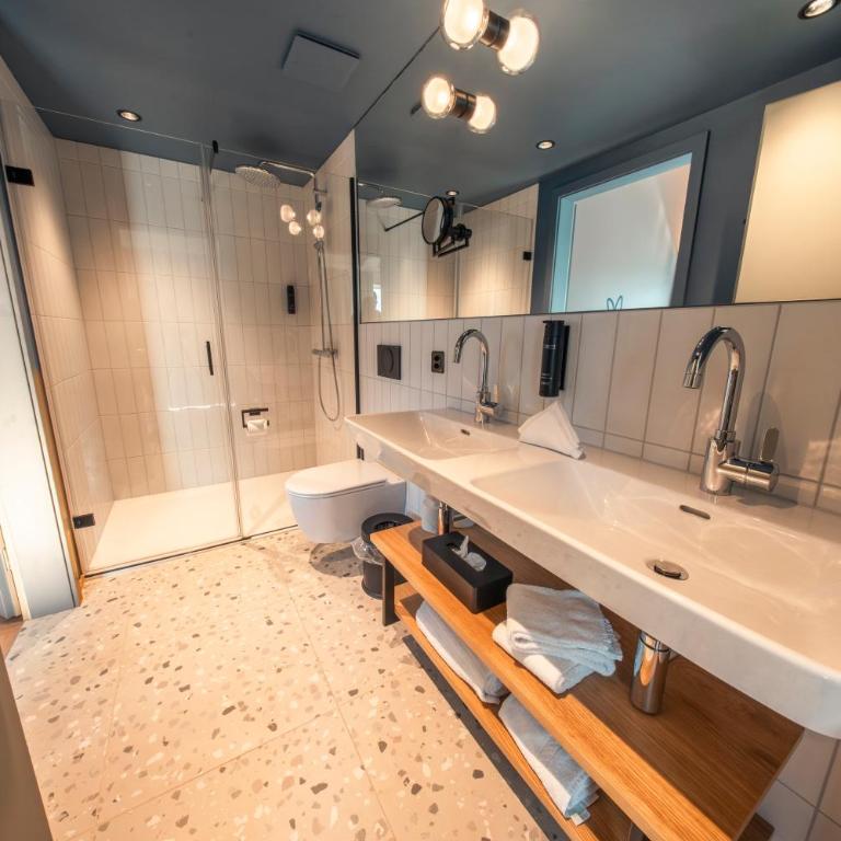 HOP Apartments & Suites - Loft Suite (Room 580) - 4
