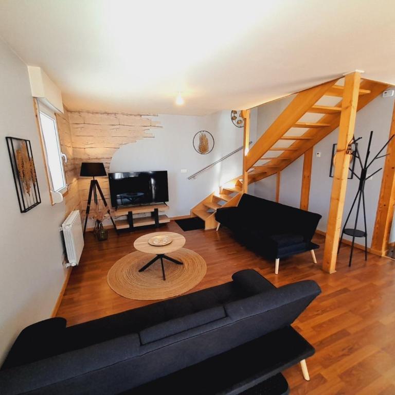 CHALET RÉCENT - BILLARD - BABYFOOT - PING PONG - MINI GOLF - WIFI - JARDIN - TERRASSE - 4 CHAMBRES - 2 à 8 PERSONNES - Chalet - 22