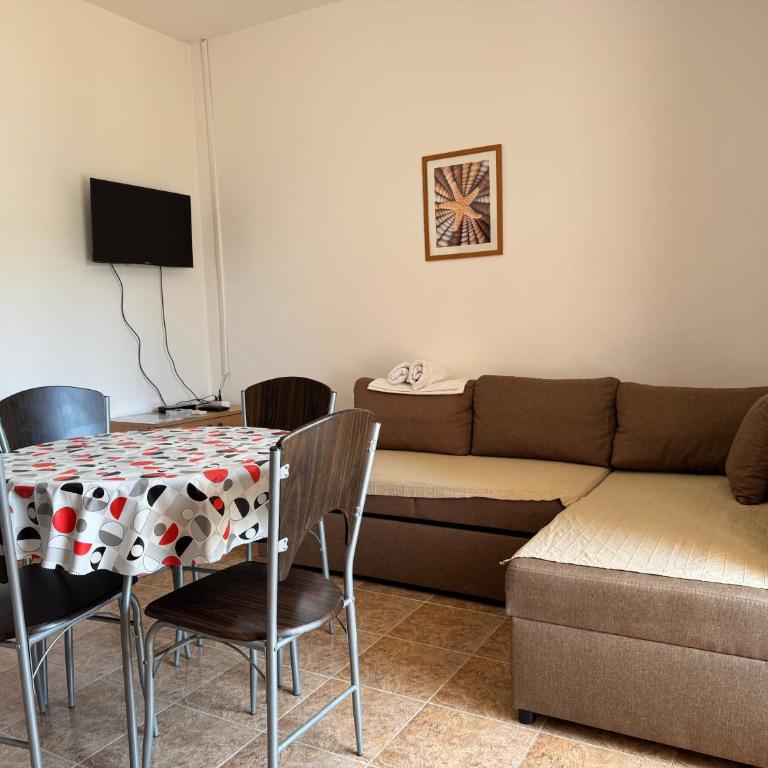 Apartments Marniković - One-Bedroom Apartment with Balcony - 29