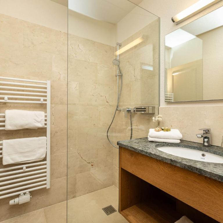 Pension Kreuzer - One-Bedroom Apartment with Balcony - 4