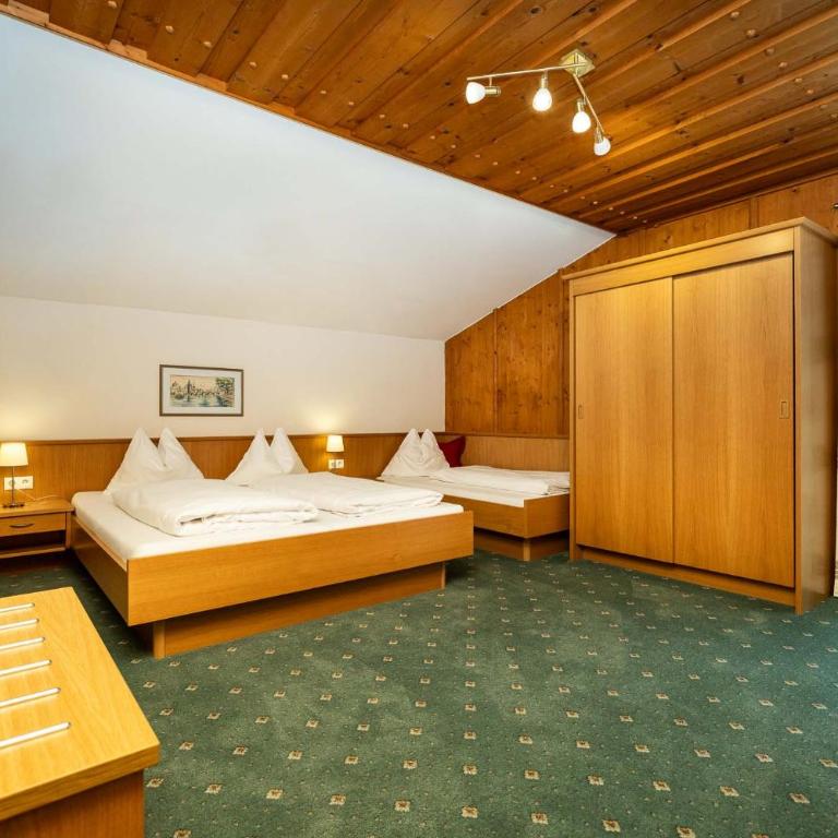 Pension Kreuzer - One-Bedroom Apartment with Balcony - 8