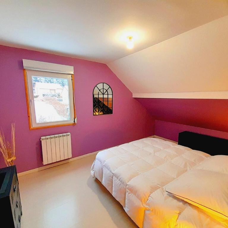 CHALET RÉCENT - BILLARD - BABYFOOT - PING PONG - MINI GOLF - WIFI - JARDIN - TERRASSE - 4 CHAMBRES - 2 à 8 PERSONNES - Chalet - 36