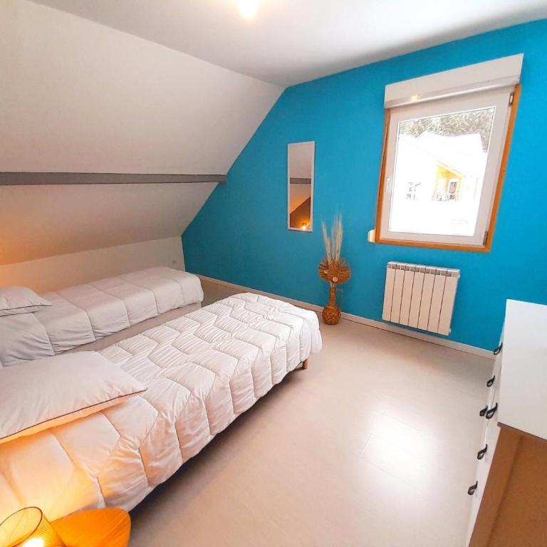 CHALET RÉCENT - BILLARD - BABYFOOT - PING PONG - MINI GOLF - WIFI - JARDIN - TERRASSE - 4 CHAMBRES - 2 à 8 PERSONNES - Chalet - 37