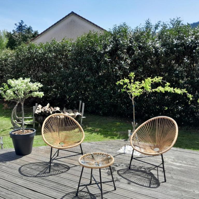 CHALET RÉCENT - BILLARD - BABYFOOT - PING PONG - MINI GOLF - WIFI - JARDIN - TERRASSE - 4 CHAMBRES - 2 à 8 PERSONNES - Chalet - 13