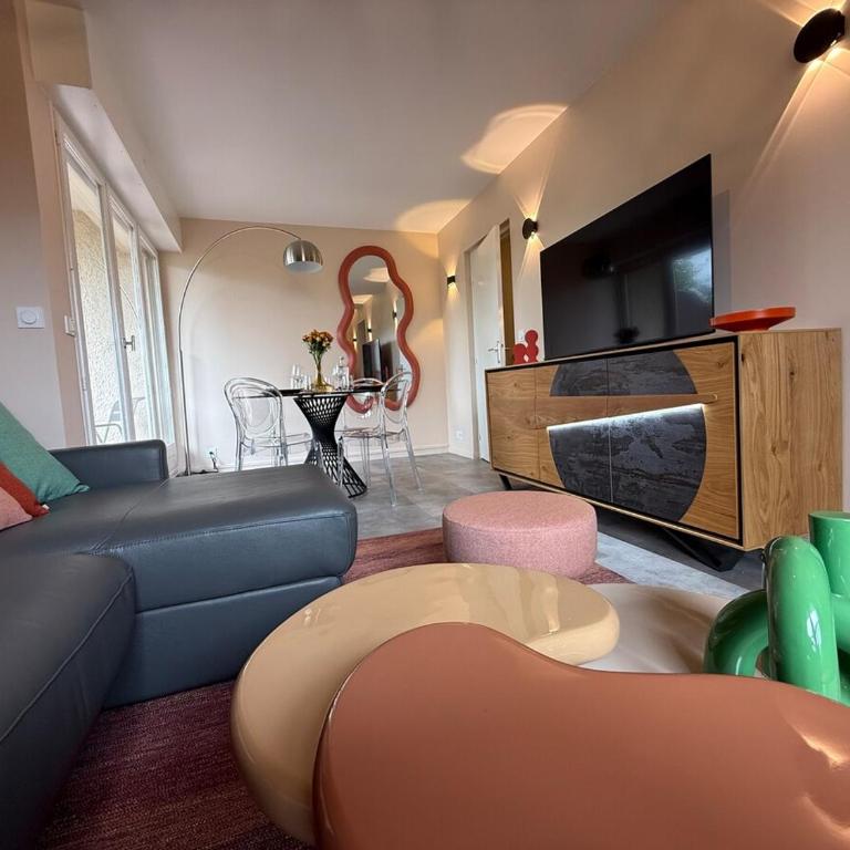 Le Prisme - Two-Bedroom Apartment - 21