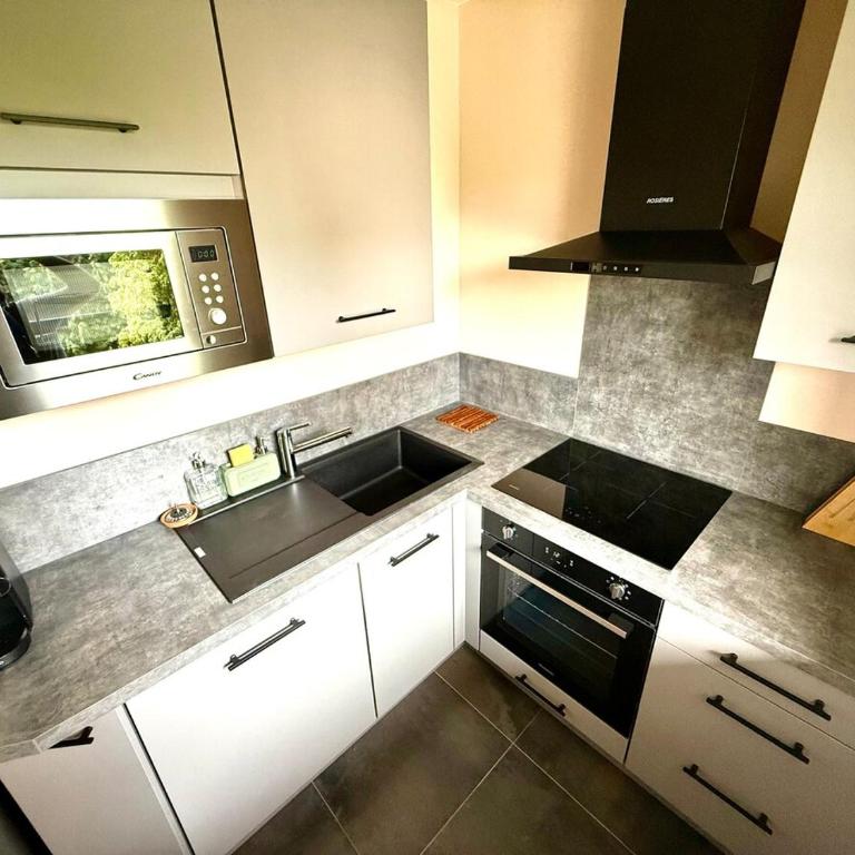 Le Prisme - Two-Bedroom Apartment - 27