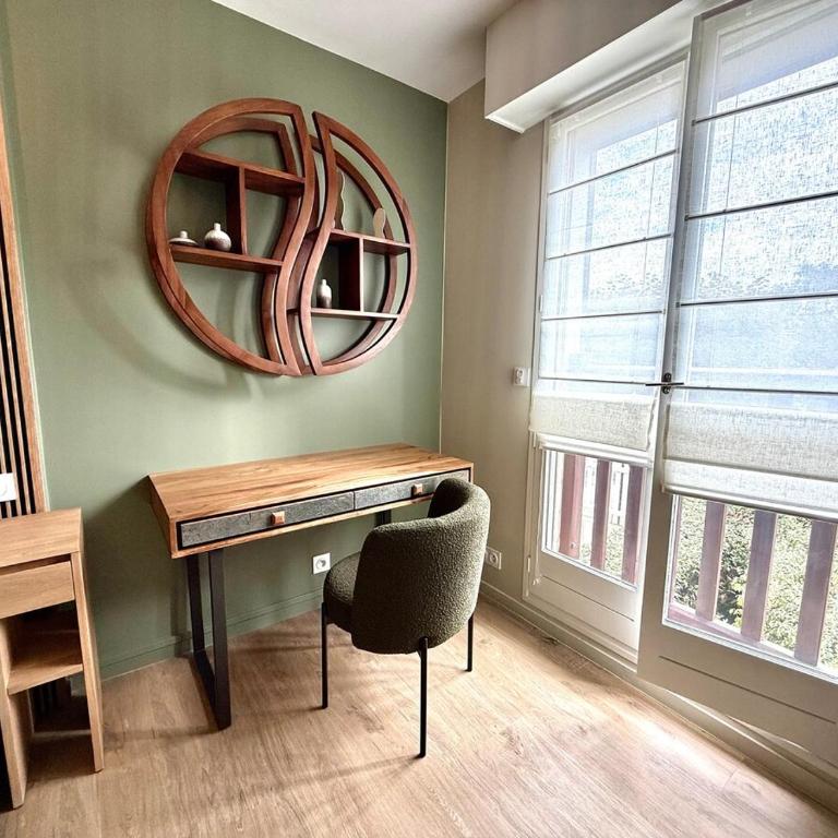 Le Prisme - Two-Bedroom Apartment - 28