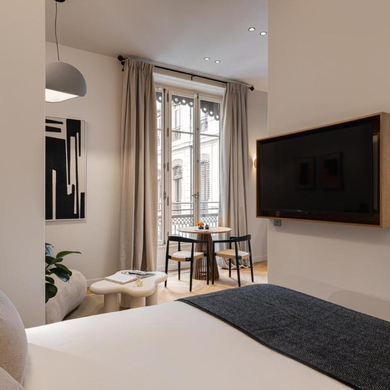 La Suite - Terreaux I - Studio with AC - Studio Apartment - 1