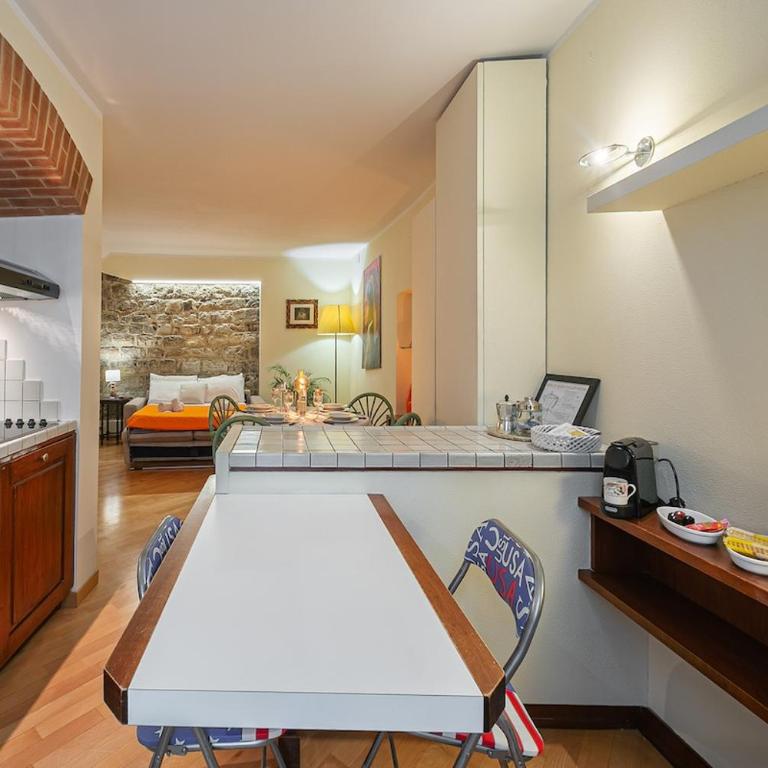 Borgo 19 - Centro Como - Appartamento con 1 Camera da Letto - 4