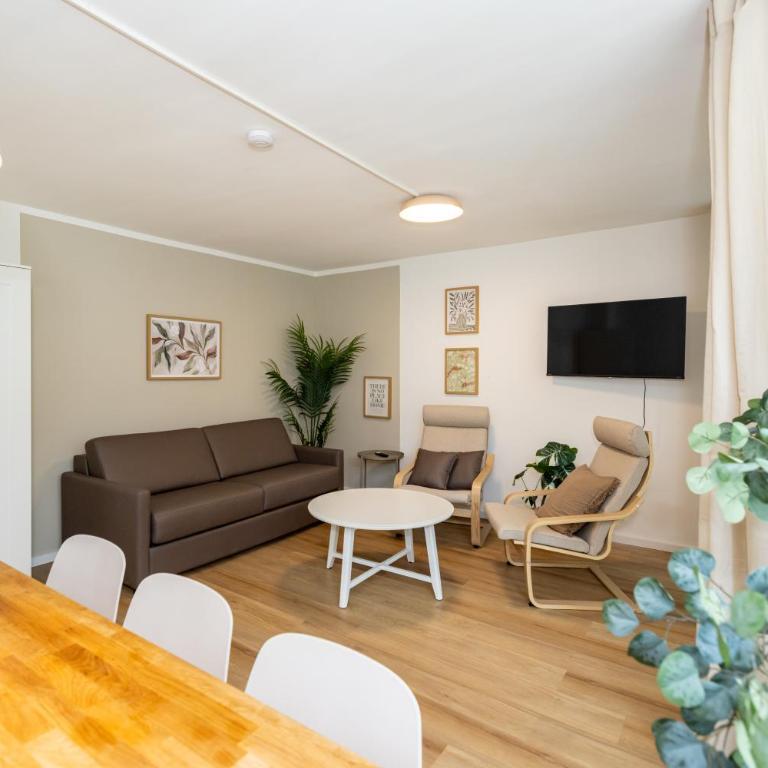 Großzügiges Apartment nahe Altstadt mit Balkon - Apartment mit 3 Schlafzimmern und Balkon - 6