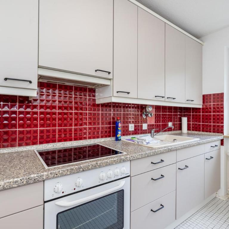 Großzügiges Apartment nahe Altstadt mit Balkon - Apartment mit 3 Schlafzimmern und Balkon - 35