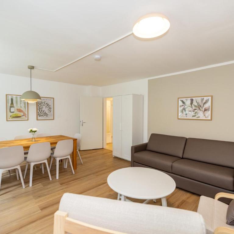 Großzügiges Apartment nahe Altstadt mit Balkon - Apartment mit 3 Schlafzimmern und Balkon - 31