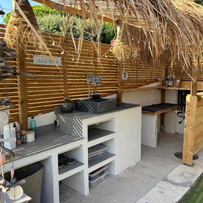 Magnifique Duplex - jardin - vue mer Plage et Sanary à pied - One-Bedroom Apartment - 3