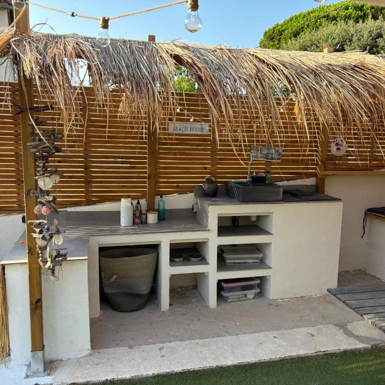 Magnifique Duplex - jardin - vue mer Plage et Sanary à pied - One-Bedroom Apartment - 9