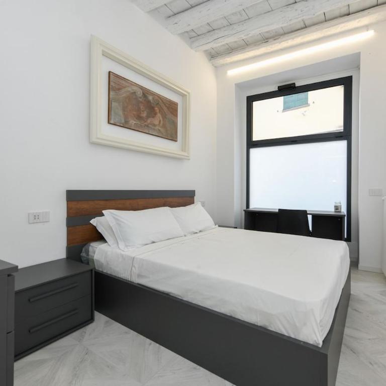 Lakefront and downtown within walking distance! - Two-Bedroom Apartment - 12